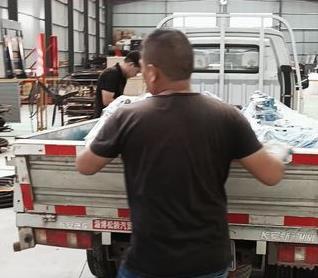 實力生產(chǎn)廠家,自有貨源,來圖定制各種型號液壓站